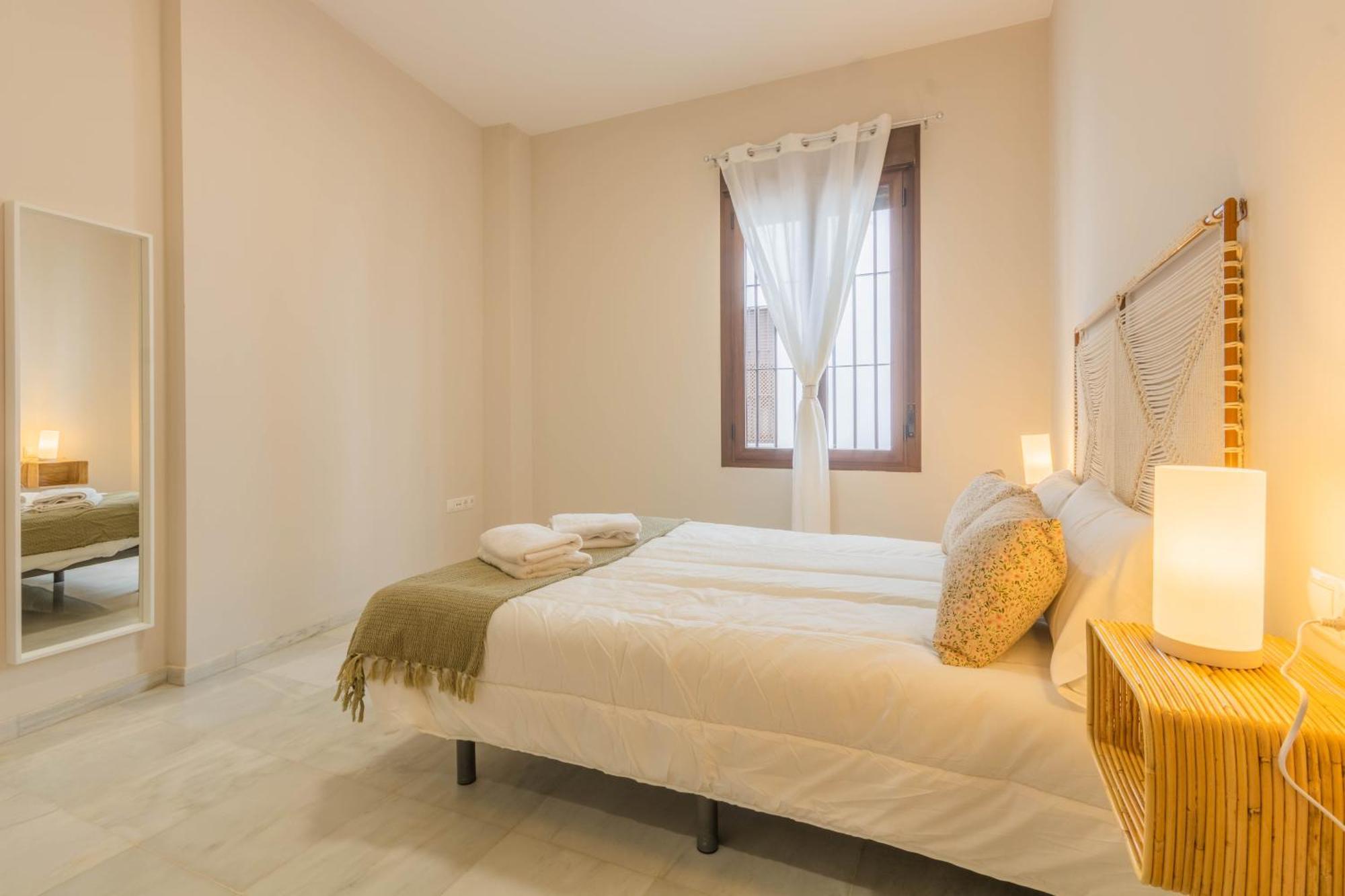 Apartamentos Los Abuelos - Córdoba Kültér fotó
